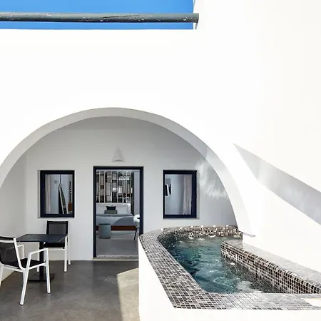 Oia Suites 3* Oia