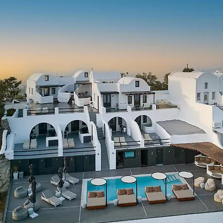Отель Oia Suites 3*